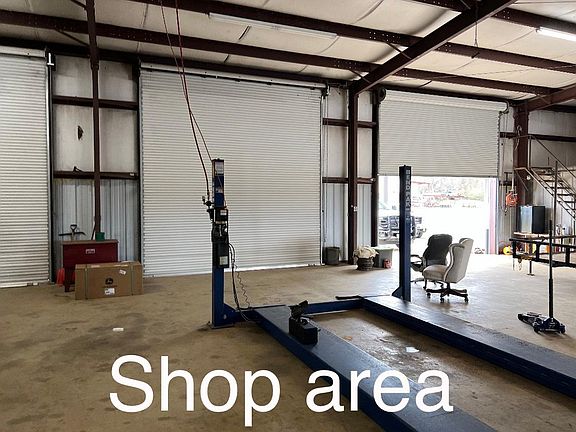 3rd image of 126 County Road 4504