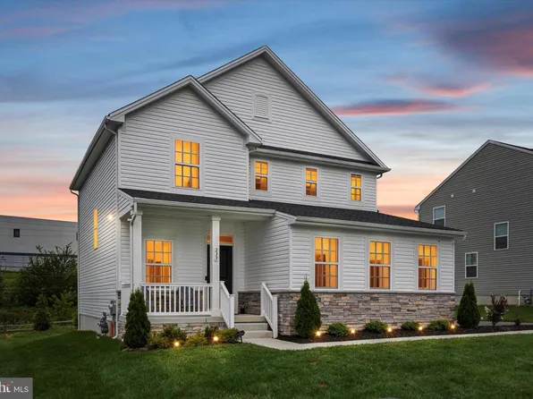 233 Sloan Dr, Coatesville, PA 19320