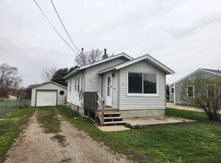 317 E 15th St N, Newton, IA 50208