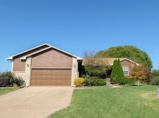 1705 N McRae Ct, Goddard, KS 67052