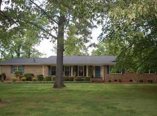 112 Quail Hollow Ct, Tullahoma, TN 37388