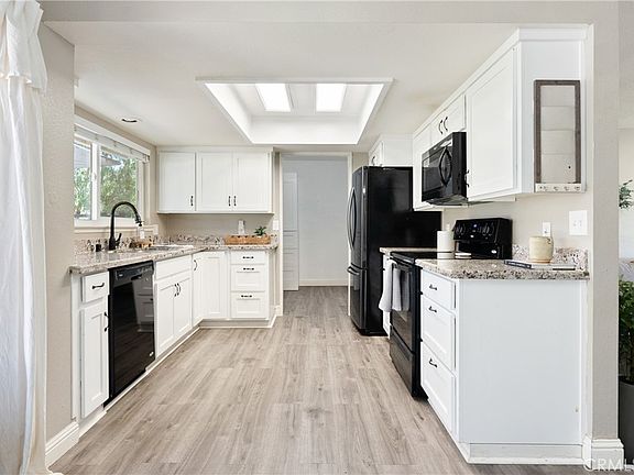 4th image of 4310 Jardine Rd