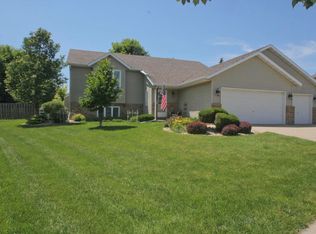5415 Kensington Ln NW, Rochester, MN 55901