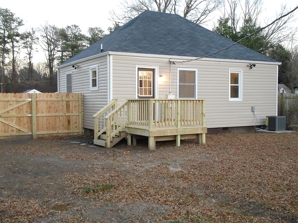 2nd image of 9330 Carroll Ln