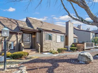 735A Quinnipiac Ln, Stratford, CT 06614