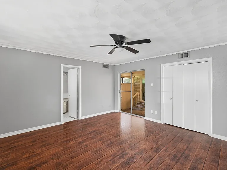 6607 Autumn Woods Trl — Photo 4