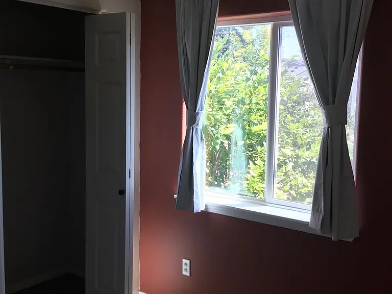 2102 Jackson St SE — Photo 27