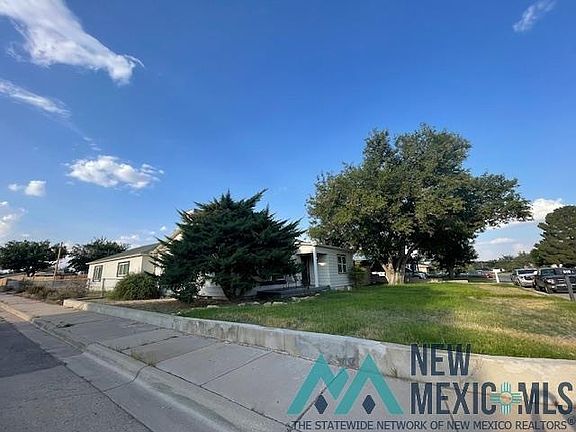 5th image of 810 W Bullock Ave