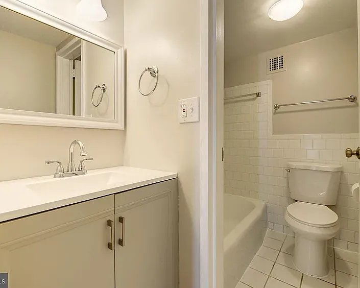 1239 Vermont Ave NW #210 — Photo 10