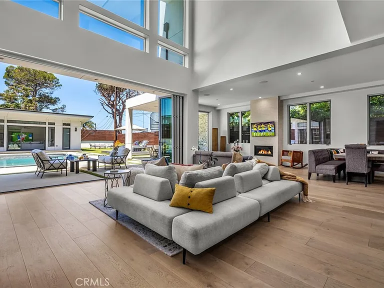 503 S Lucia Ave — Photo 8