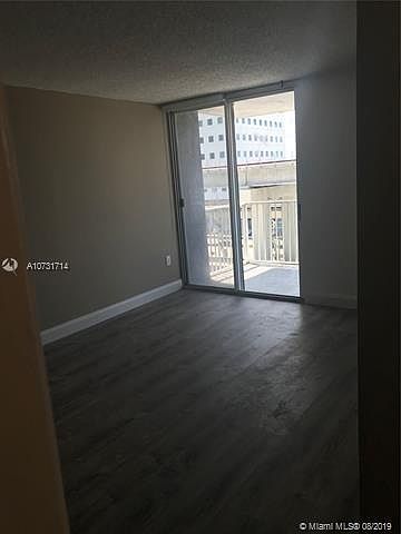 1st image of 850 N Miami Ave APT 507