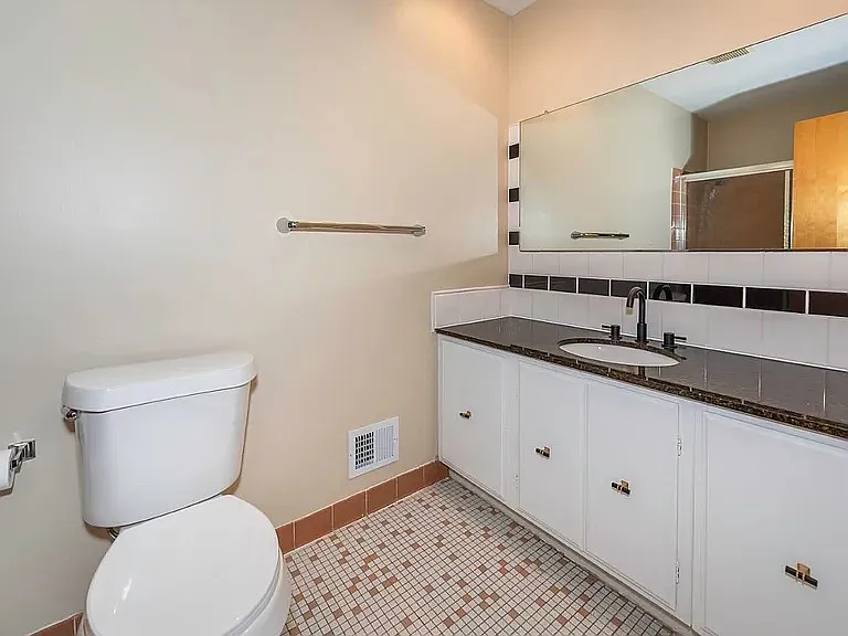 1358 Arroyo Dr — Photo 14