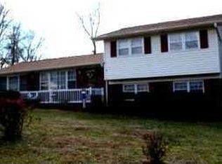 269 Morning Star Ln, Mount Airy, GA 30563