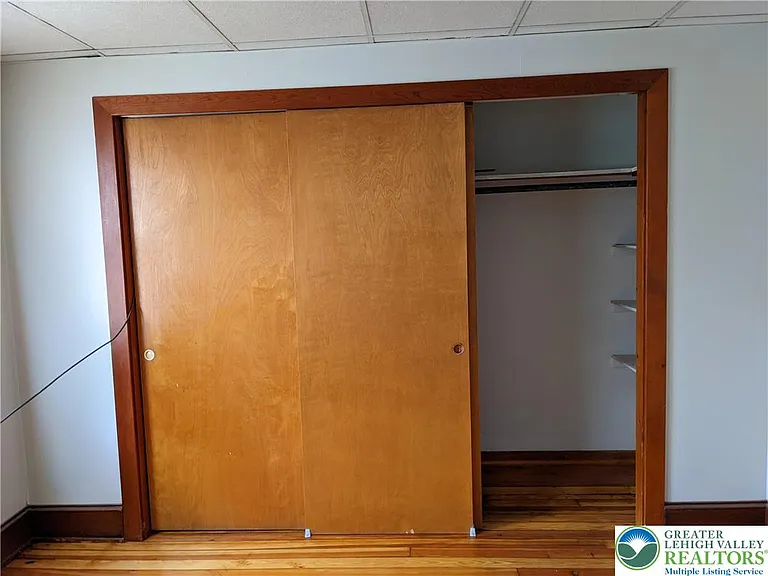2434 Birch St — Photo 8