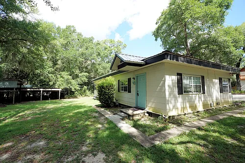 503B McKinney St Photo 1