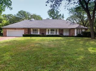 108 SW Meadow Ln, Topeka, KS 66606