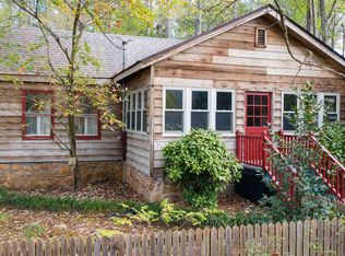 426 Crawford Rd, Senoia, GA 30276