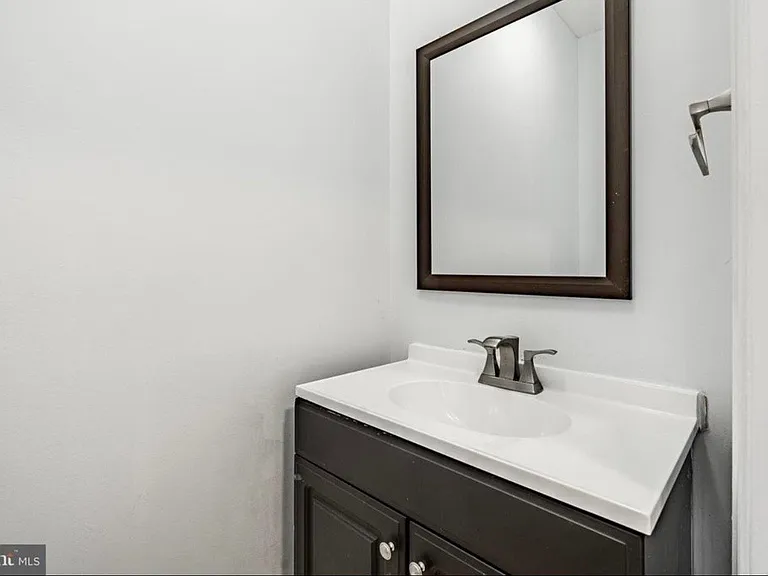 71 Alexis Dr — Photo 5