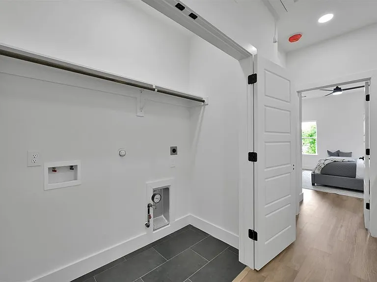 3334 Francis St #A — Photo 26