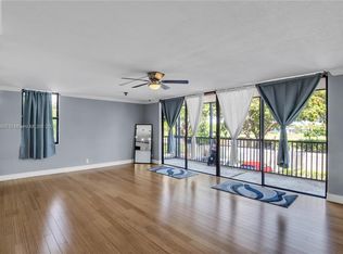 105 Lake Emerald Dr APT 215, Fort Lauderdale, FL 33309