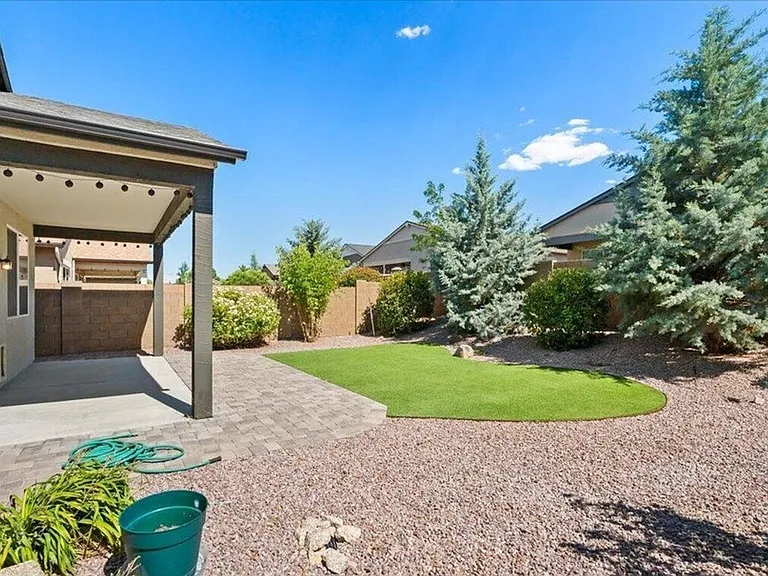 1415 Starling St — Photo 15