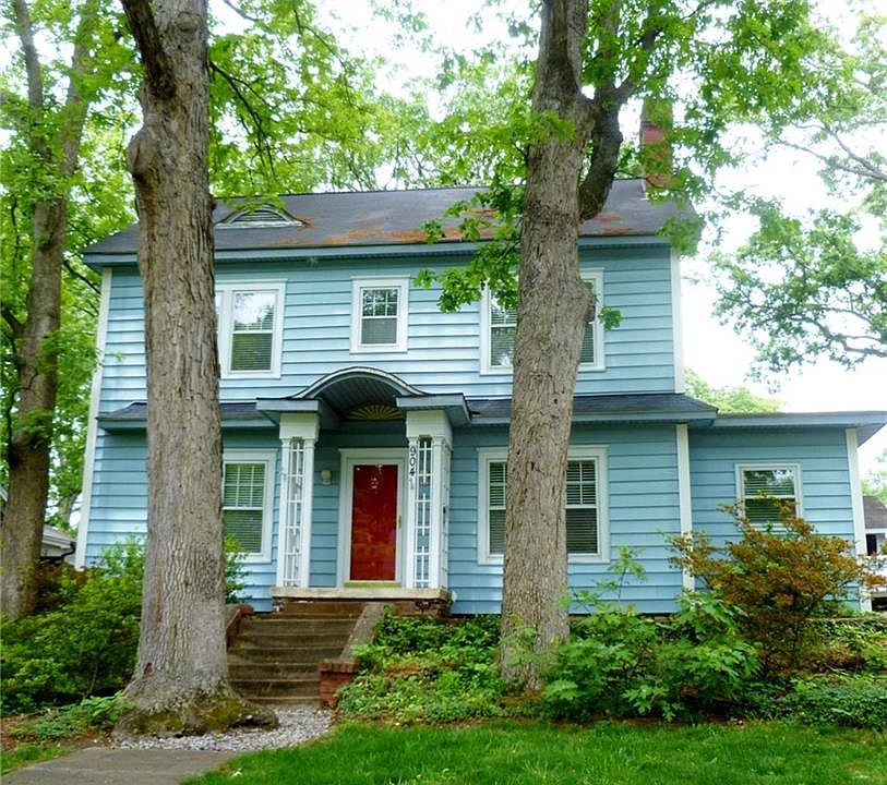 1st image of 904 Courtland St