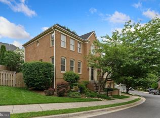 5108 Warren Pl NW, Washington, DC 20016