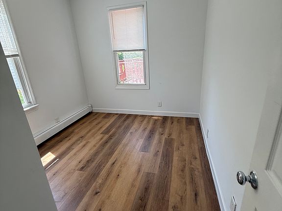 5th image of 72 W 22nd St #1