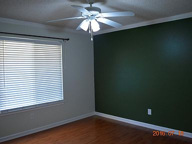 10416 Shangri La Ave, Hesperia, CA 92345 | Zillow 10416 Shangri La Ave, Hesperia, CA 92345 | Zillow