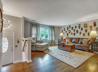 922 Raleigh Dr, Toms River, NJ