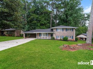 1193 Hunters Glen Dr, Stone Mountain, GA