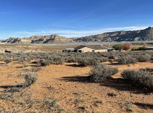 930 E Shelter Cv, Kanab, UT 84741