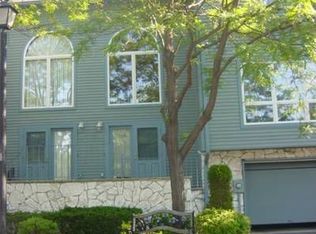 11 Taylor Ln, West Paterson, NJ 07424