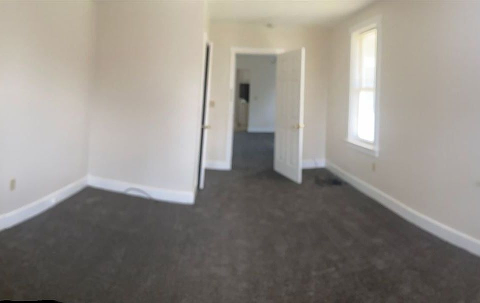 2nd image of 153 N Hanover St #101