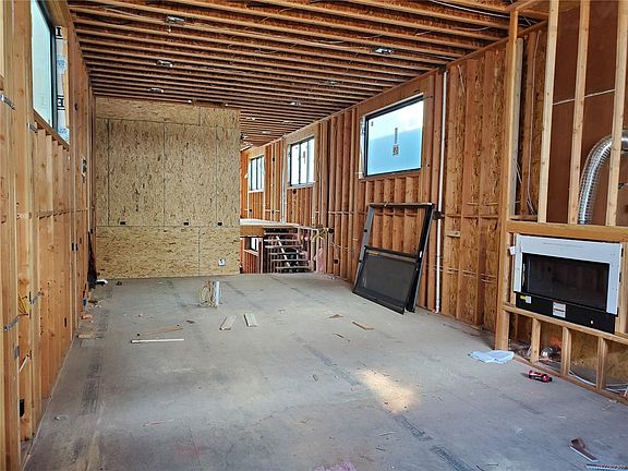 5th image of 1622 N King St
