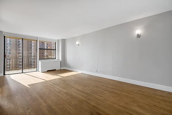 Rented by Mirador Real Estate | media 20