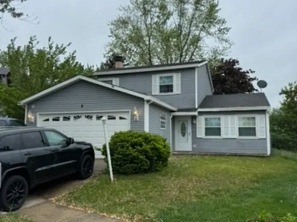 8 Lasalle Ct, Streamwood, IL 60107