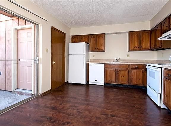 5th image of 1536 Richmond Dr