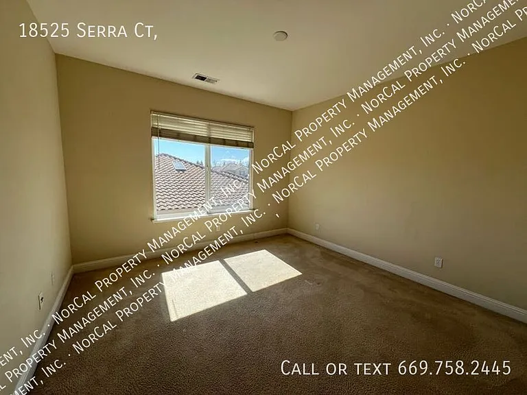 18525 Serra Ct — Photo 22
