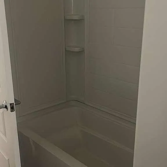 1318 E Irwin Ave — Photo 11
