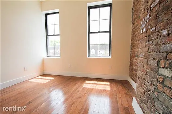 Rented by P Management | media 2