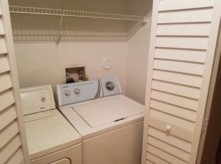 9077 Vineyard Lake Dr, Plantation, FL 33324
