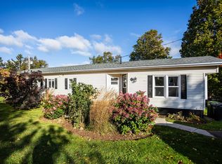 7 Heritage Dr, Cornwall, PE C0A1H5