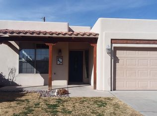 819 Chile Ln, Las Cruces, NM 88001