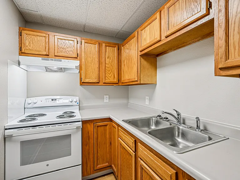 Affordable, Spacious Living at Flyers Landing, Fairborn — Photo 54