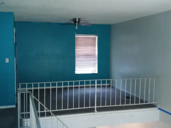 4333 Oak St Unit 1, Kansas City, MO 64110
