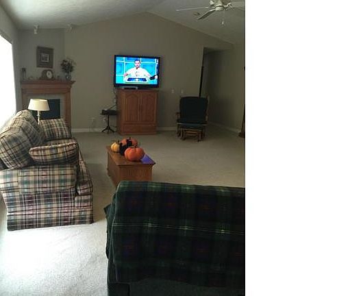 2nd image of 1218 Berkshire Dr