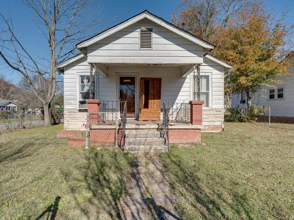 215 Spruce St, Rossville, GA 30741