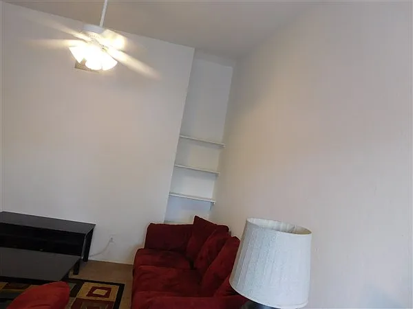 3640 N Mountain Ave — Photo 3