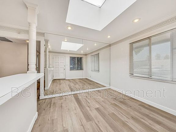 3rd image of 275 Oconnor Dr Suite A